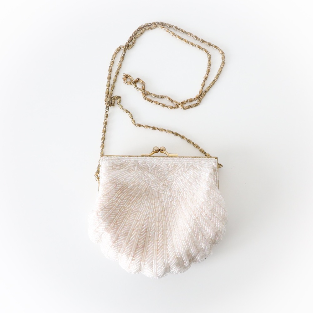 Vintage clam shell beaded mini purse evening chain